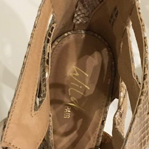 Nude Snakeskin Open Toe Heels Size 10 - Picture 6 of 6